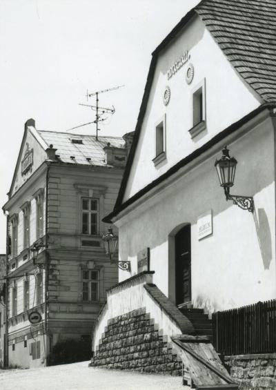 Muzeum_ZB_14.7.1994_foto_H.Kunzova_lic